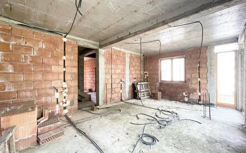 Duplex cu garaj - 5 camere - Mosnita Noua