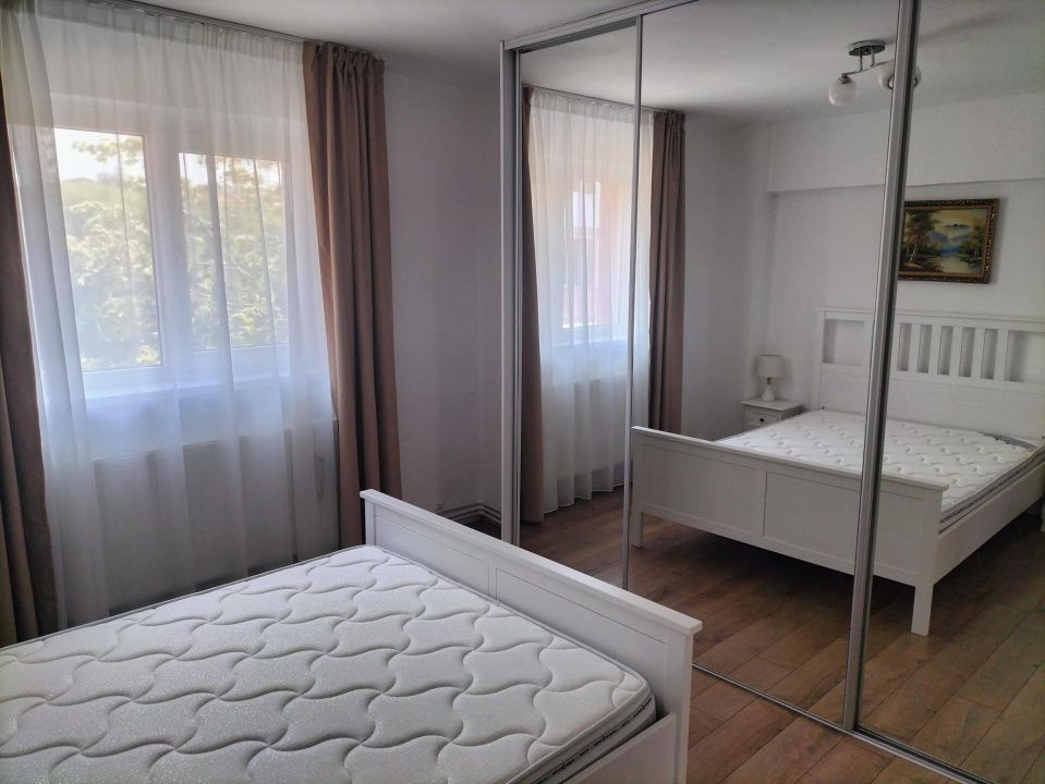 Apartament 3 camere 2 bai, parcare, CETATE mobilat si utilat complet – fotografia 2 din 14
