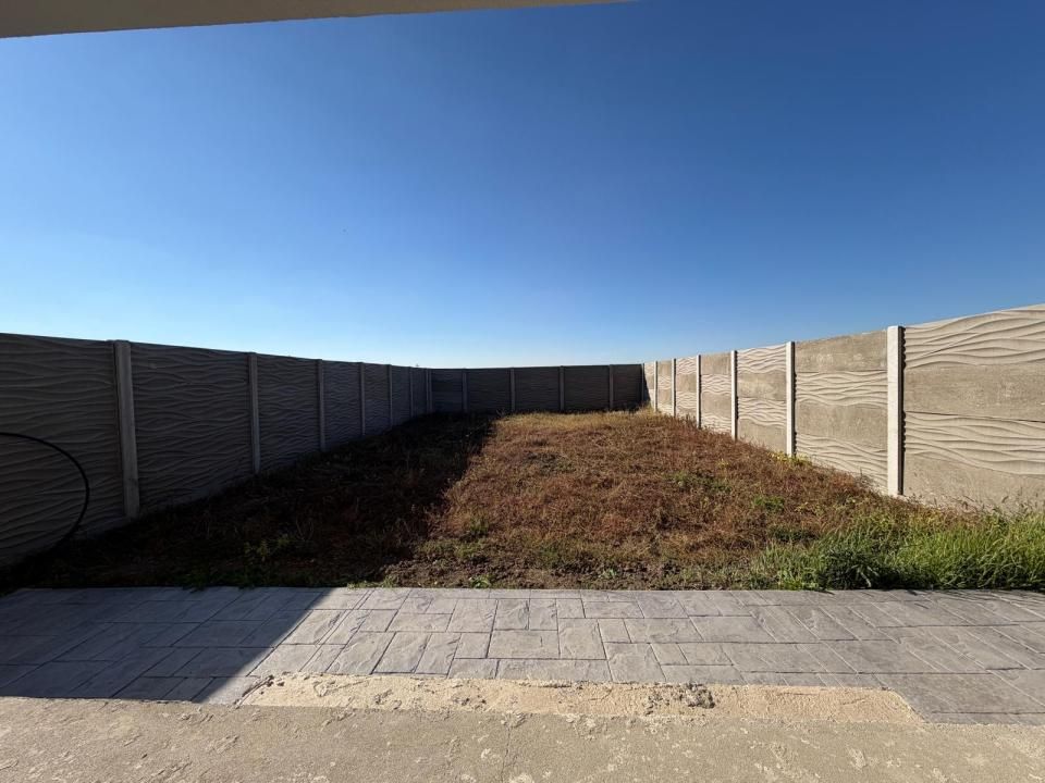 Duplex in Covaci | Toate utilitatile | Parter | Curte generoasa | – fotografia 11 din 12
