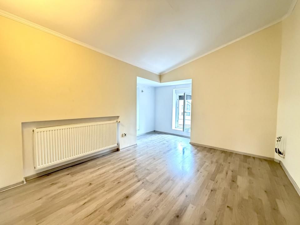 Spatiu comercial de vanzare, 81 mp utili, locatie buna - Dumbravita – fotografia 2 din 9