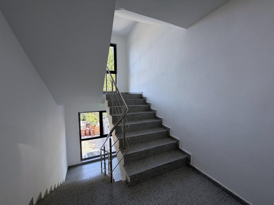 2 camere | 5 min de metrou Straulesti | Centrala proprie | 2 balcoane – fotografia 10 din 14