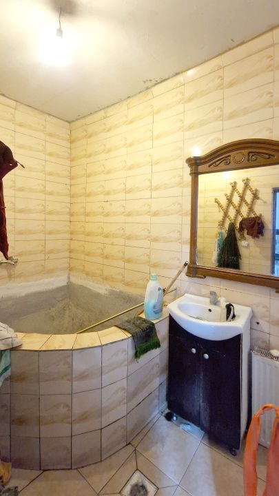 Casa în zona Andronache – 120 mp utili, 5 camere, curte liberă de 30 mp – fotografia 6 din 15