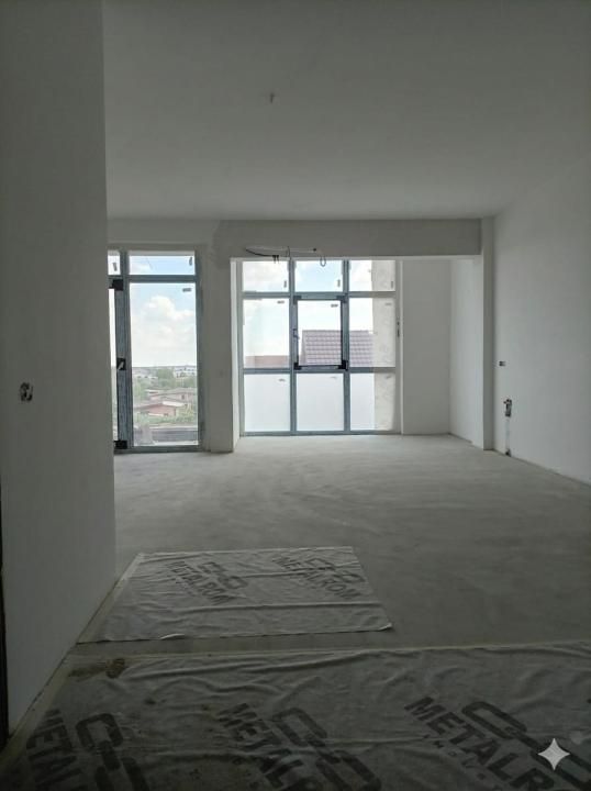 Spatii comerciale de inchiriat in Oradea, zona Calea Santandreiului – fotografia 3 din 9
