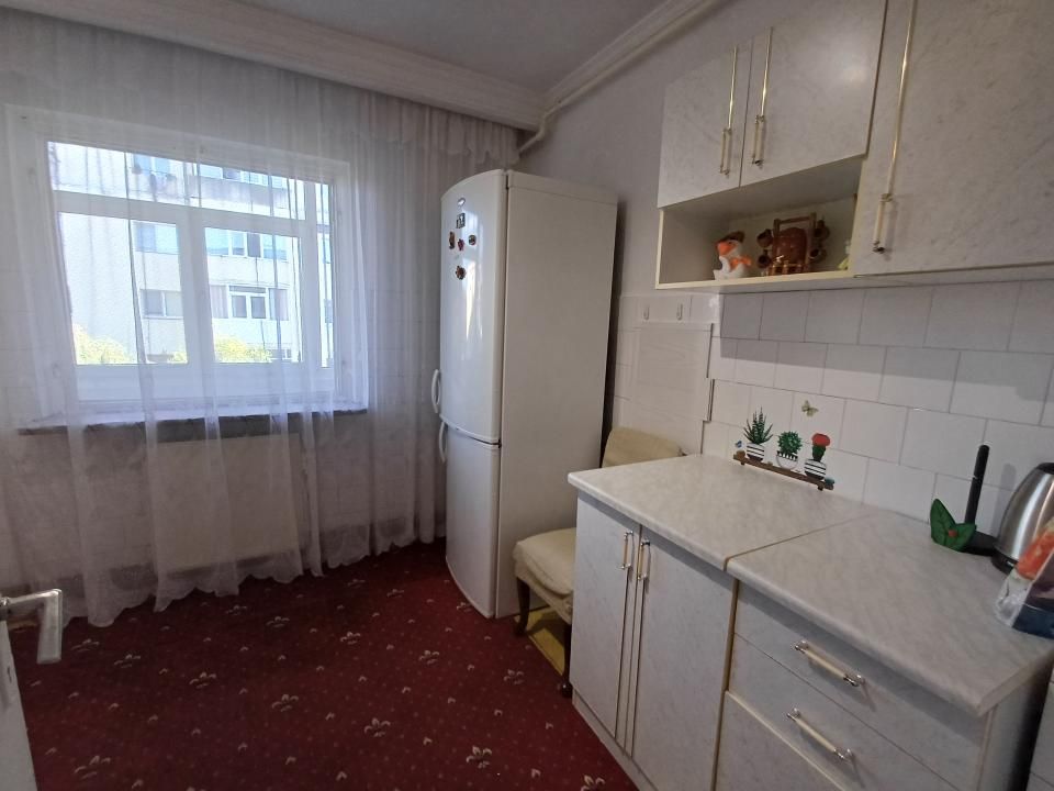 Inchiriere apartament 3 camere Gavana 3 – fotografia 3 din 11