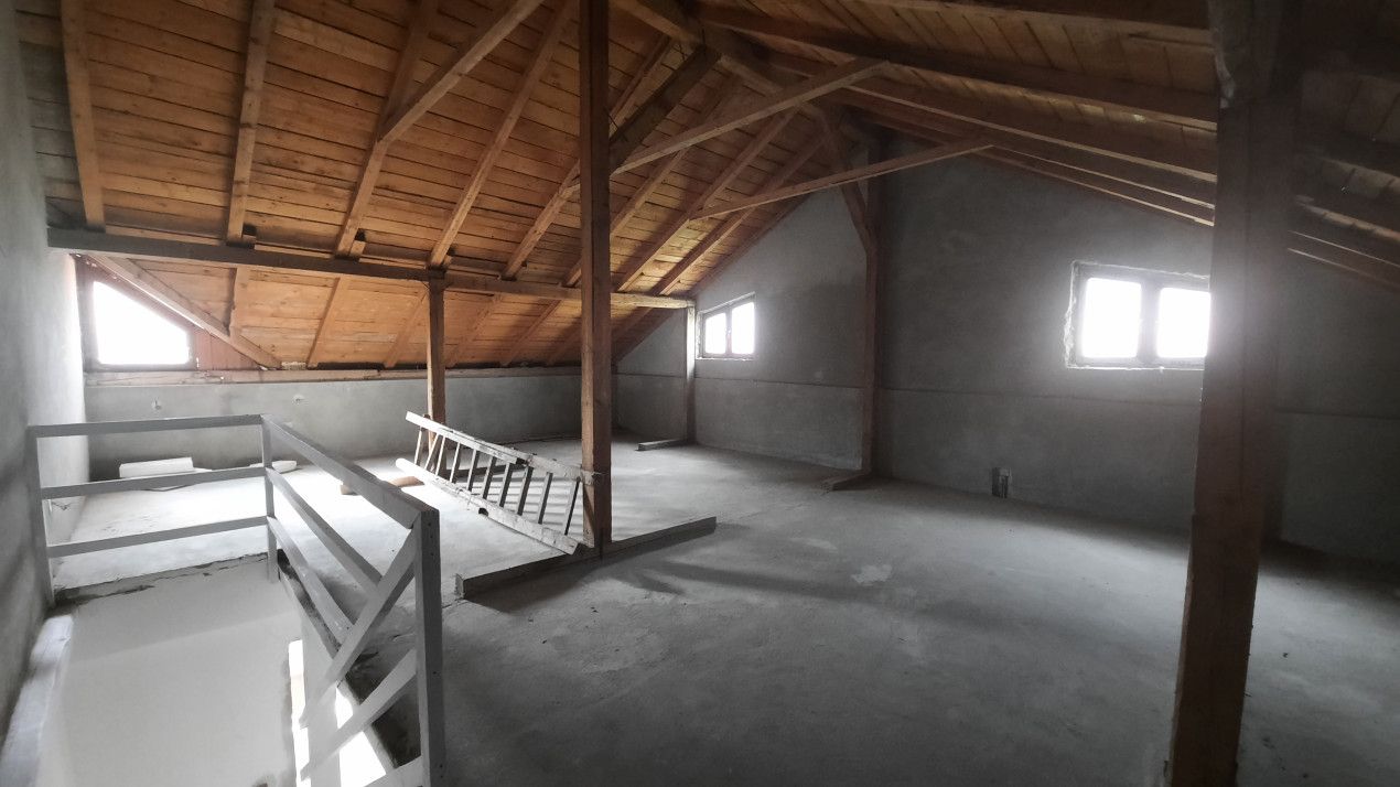 Casa tip duplex, 263 Mp utili, Copaceni – fotografia 15 din 15