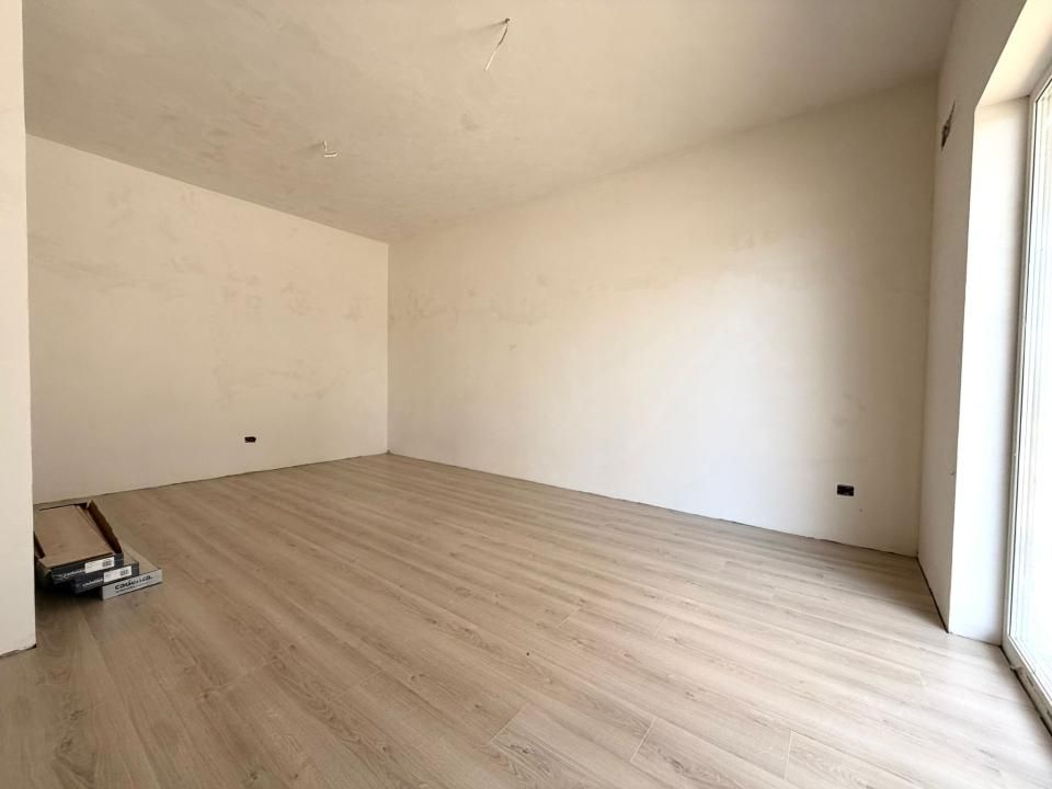 Apartament 1 camera, 40,3 mp utili cu GRADINA - COMISION 0% – fotografia 3 din 6