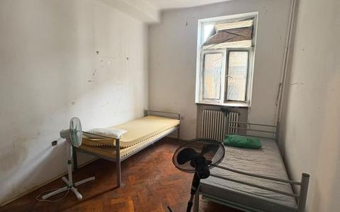 Cazare Muncitori | 2 Camere de inchiriat | Unirii | Metrou |