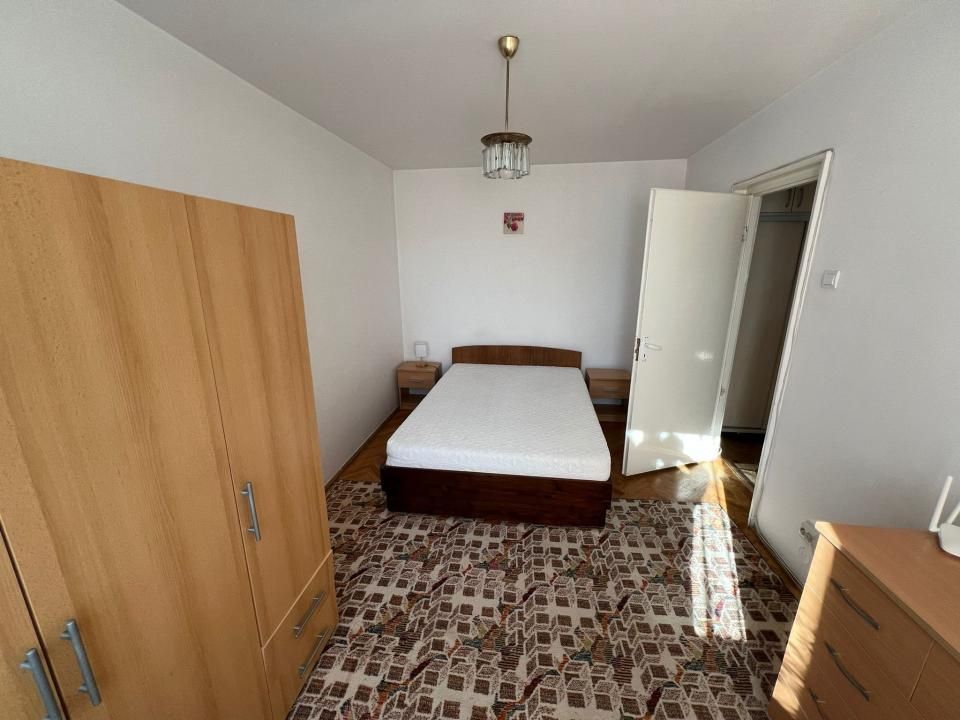 De inchiriat apartament 2 camere Padis – fotografia 9 din 11