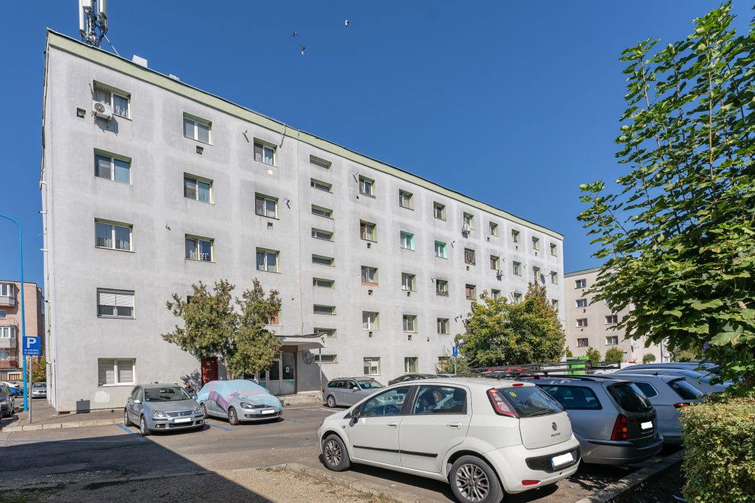 Apartament cu 2 camere, str. Lanii - Bartolomeu. – fotografia 9 din 10