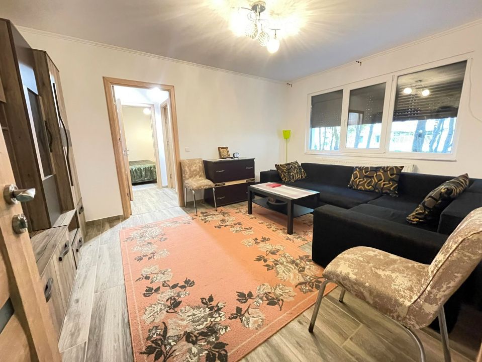 Apartament 2 camere-renovat-Podu Ros-Palas – fotografia 1 din 11