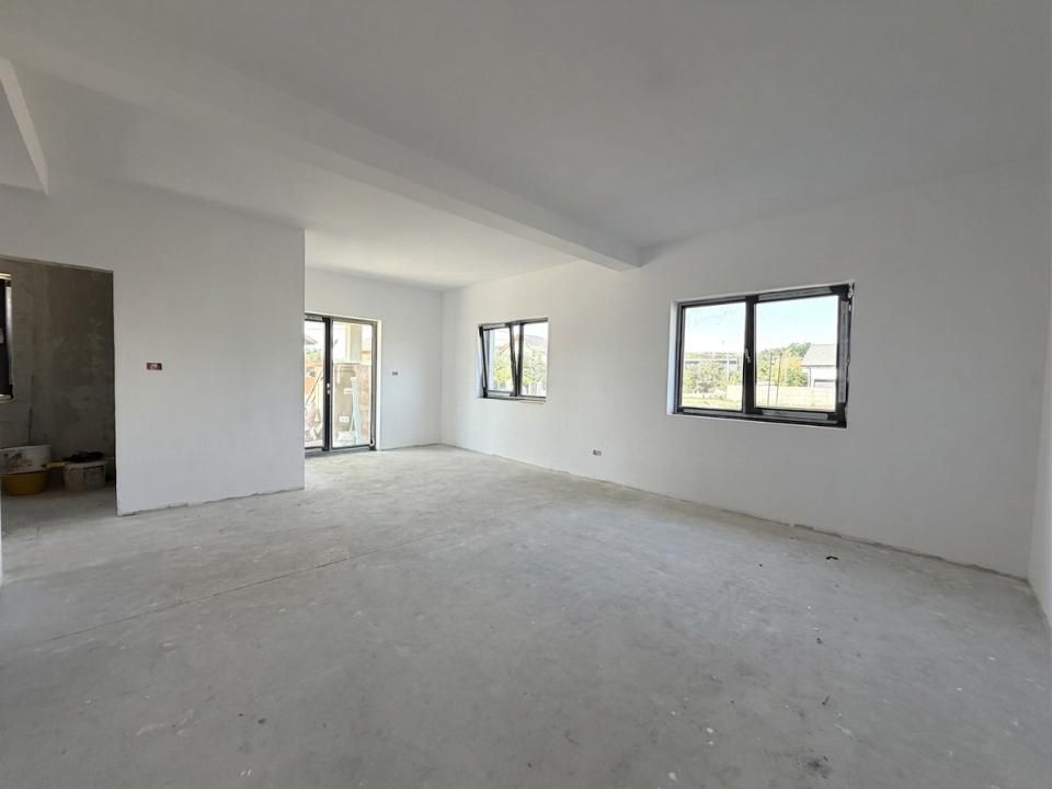 Duplex 4 camere, 125 mp utili, 350 mp teren, terasa 10mp - Giarmata Vii – fotografia 3 din 37