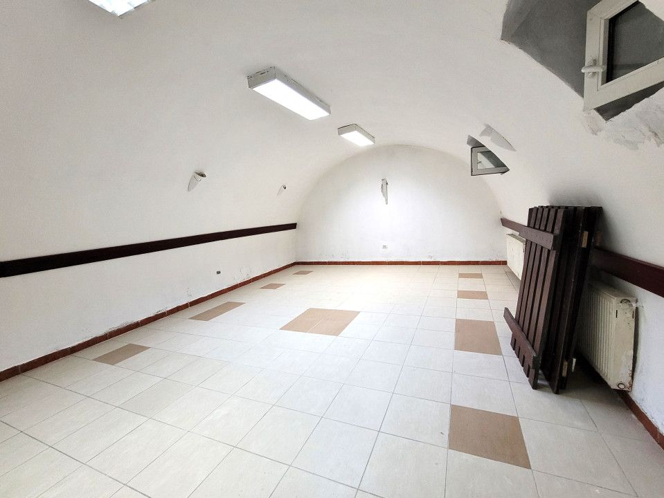 Spatiu cu suprafata generoasa, in centrul Clujului – fotografia 5 din 7
