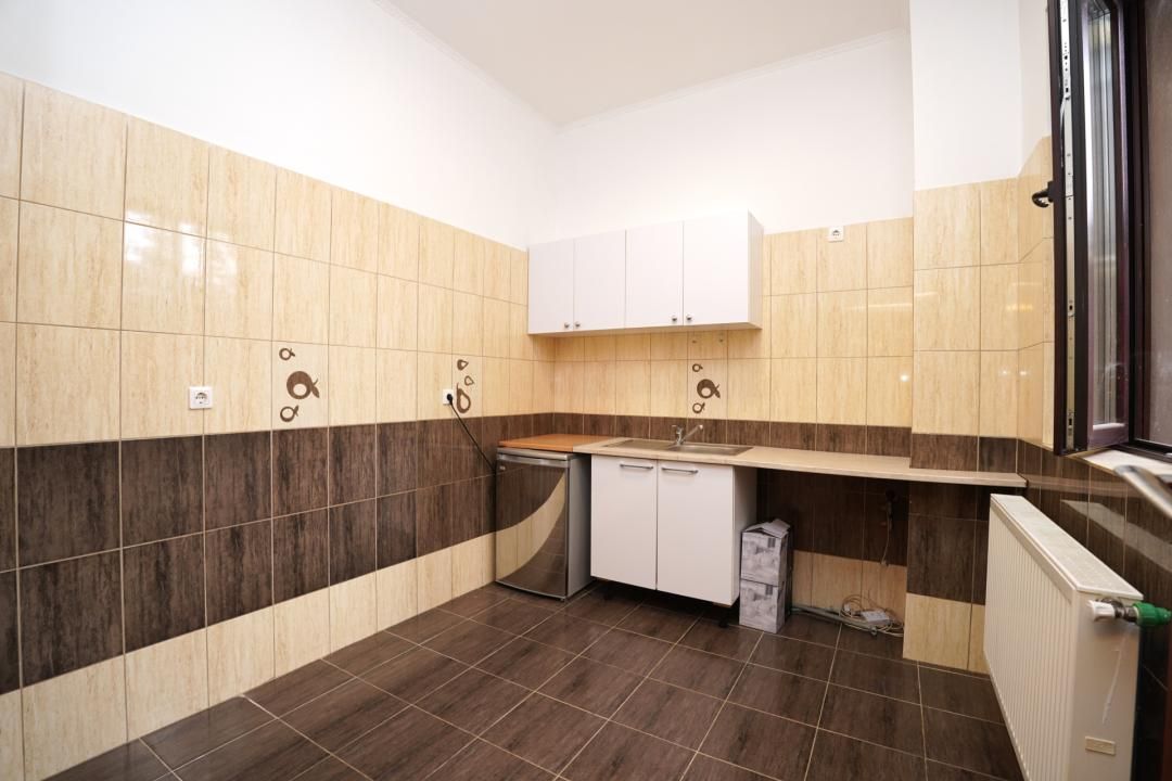 Inchiriere Vila |  Vitan Mall - Dristor | 7 Camere P+2+Curte+Parcare – fotografia 6 din 18