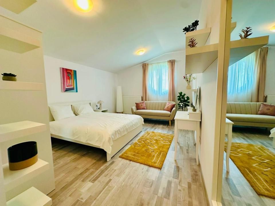 DUPLEX ELEGANT | 6 CAMERE | CURTE DE 270 MP | PISCINĂ | OTOPENI – fotografia 9 din 16