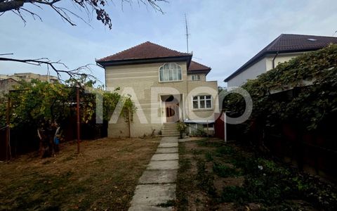 Casa 5 camere 374 mp utili + Anexa 75 mp in punctul 0 al Fagarasului
