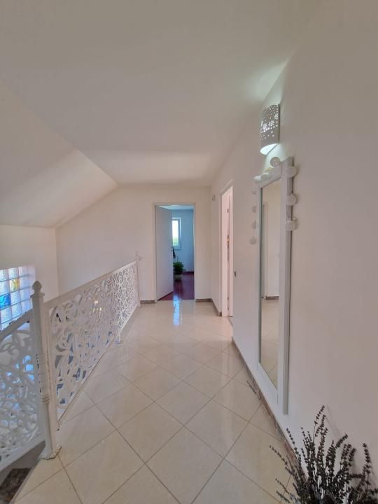 Casă de vânzare  225 mp ,Mărginenii de Sus , DB – fotografia 11 din 20