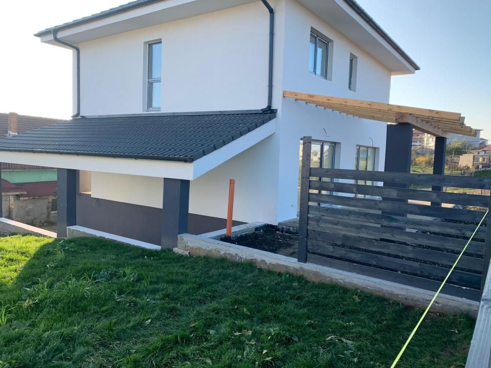 Casa individuala 4 camere, teren 400 mp-Dezmir – fotografia 5 din 8