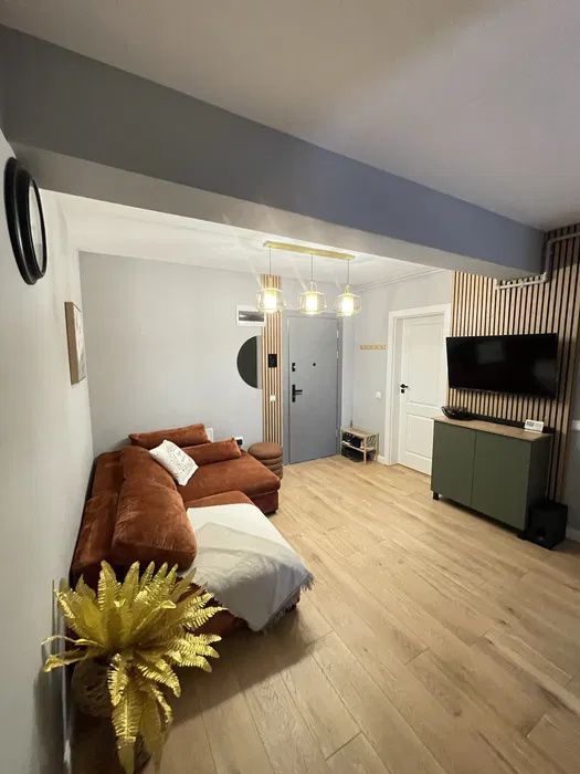 Apartament 3 camere de 59mp , zona : Manastur Frunzisului – fotografia 1 din 8