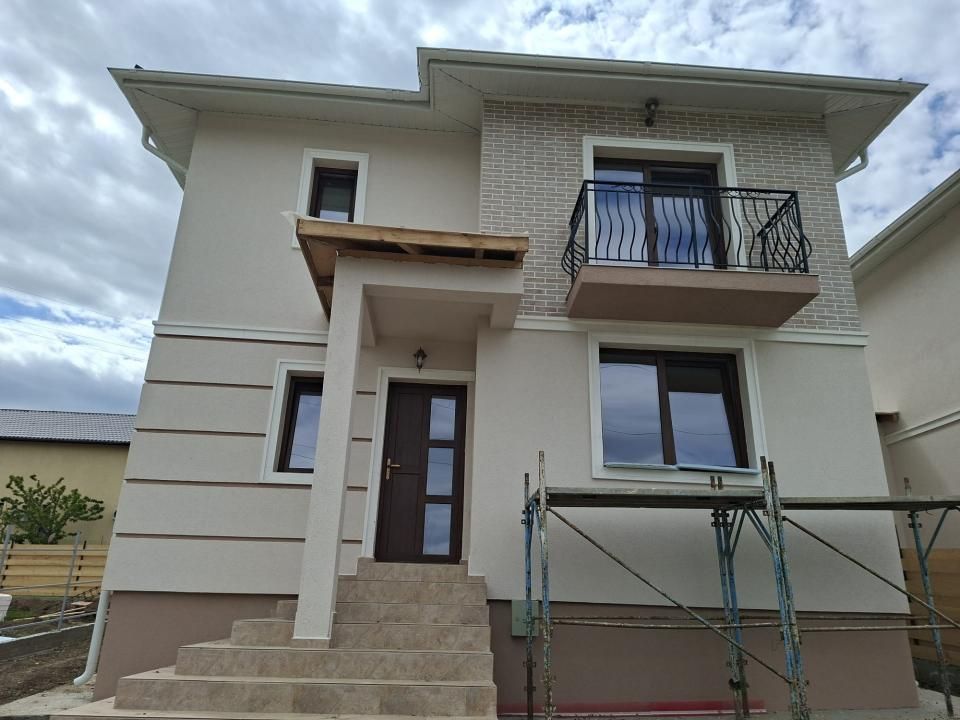 Casa DIRECT DEZVOLTATOR Miroslava Horpaz, 4 camere, 2 bai, comision 0 – fotografia 1 din 11