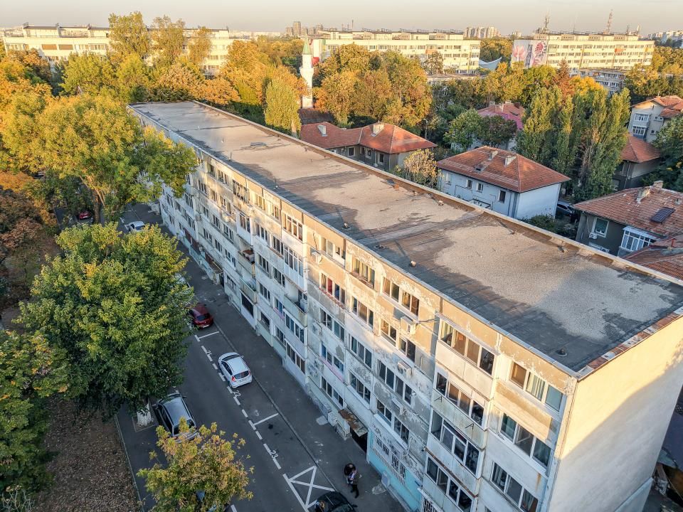 Eroii Revolutiei metrou, parc, gata de mutat, centrală proprie – fotografia 21 din 36