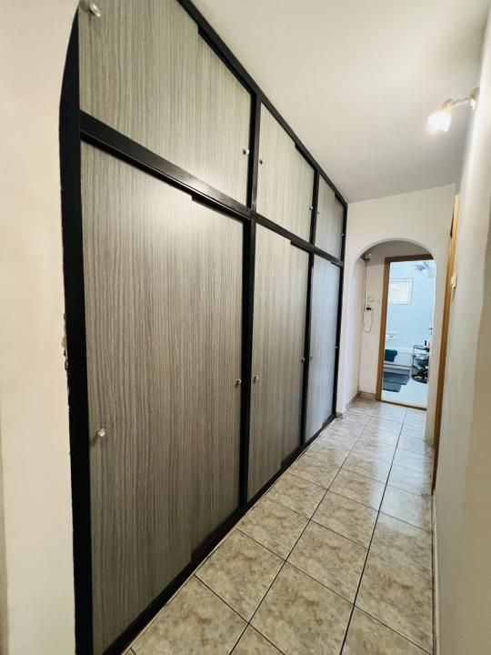 Apartament 3 camere, etaj 3, boxa - zona Torontalului – fotografia 5 din 14