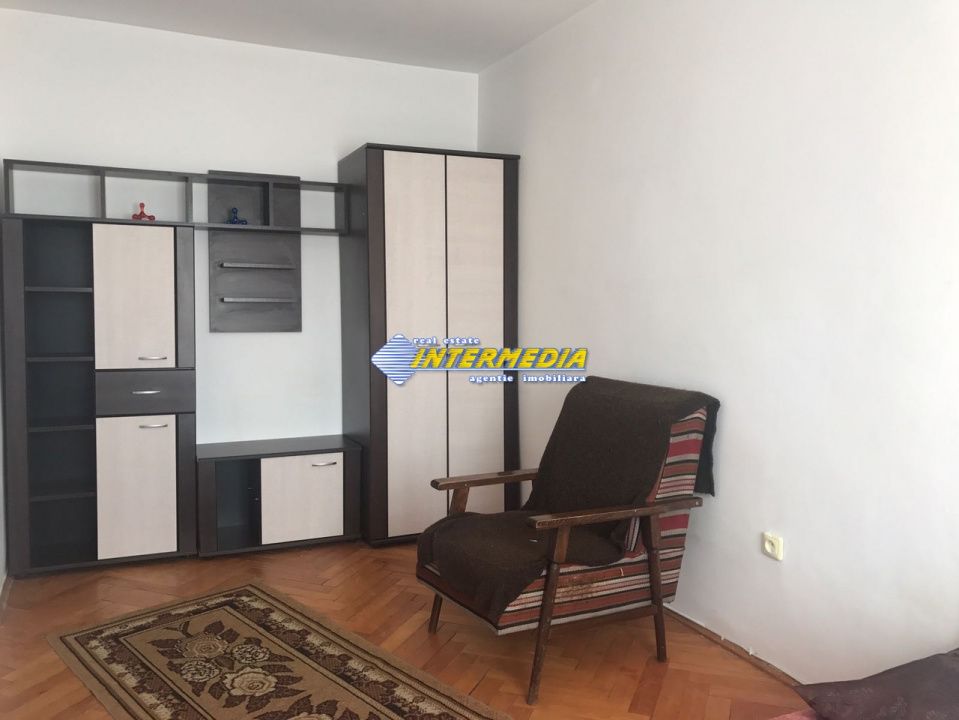 Vanzare apartament 3 camere Alba Iulia CETATE Bd.Transilvaniei Mobilat si Utilat – fotografia 7 din 12