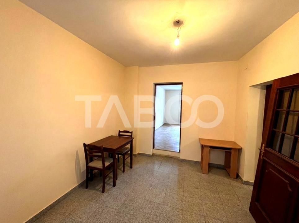 Apartament de vanzare cu 4 camere 110 mp Orasul de Jos Sibiu – fotografia 2 din 12