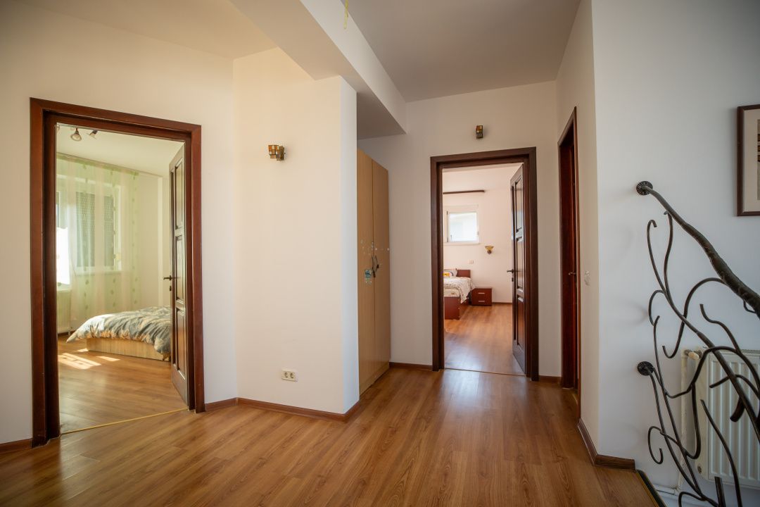 Casă P+1 de vânzare în Năvodari – 250 mp utili, teren 558 mp │Comision 0% – fotografia 10 din 45