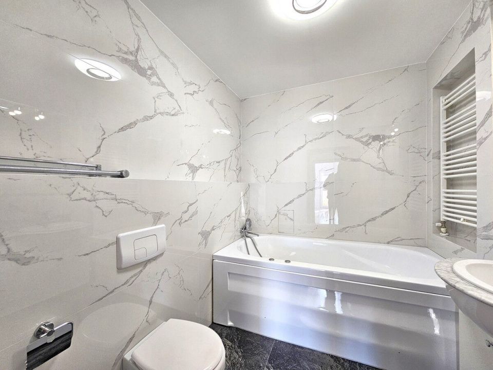 Baneasa Residential Park, 5 bedroom villa with courtyard, parking, garage – fotografia 18 din 34