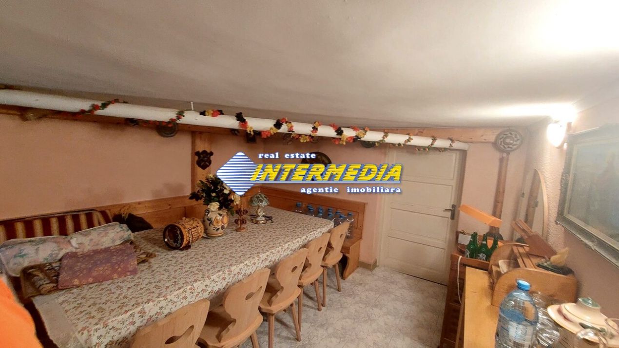 Casa de vanzare cu 5 camere in cartier Cetate Alba Iulia finisata D+P+E – fotografia 11 din 15