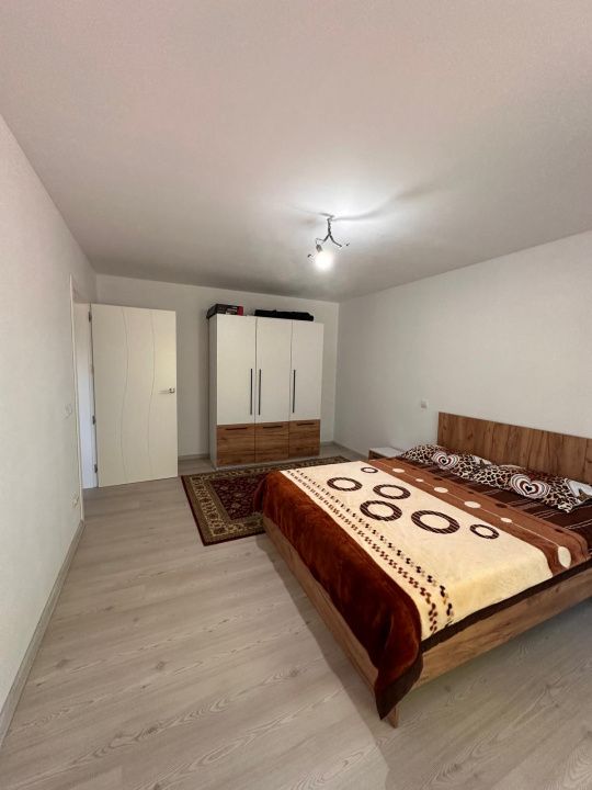 Casă P+1 cu 6 camere de vânzare în Mihail Kogălniceanu – teren 500 mp – fotografia 15 din 31