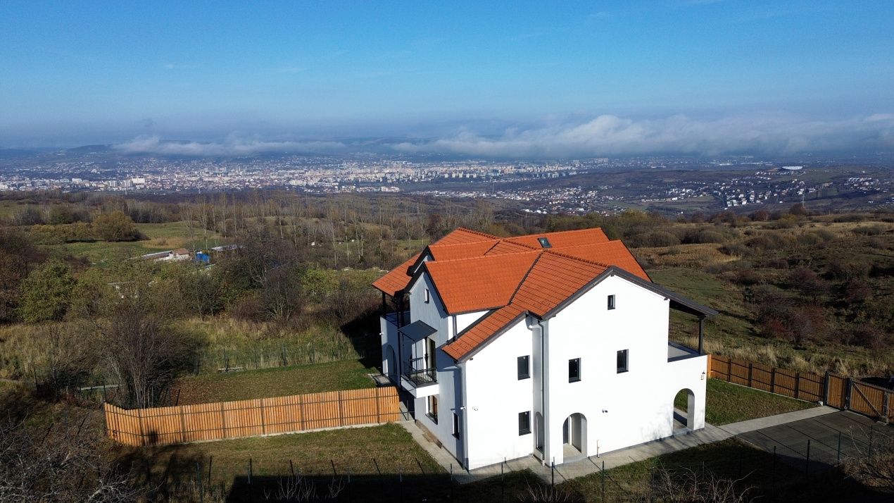 Duplex modern Feleacu cu vedere panoramica spre Cluj – fotografia 6 din 21