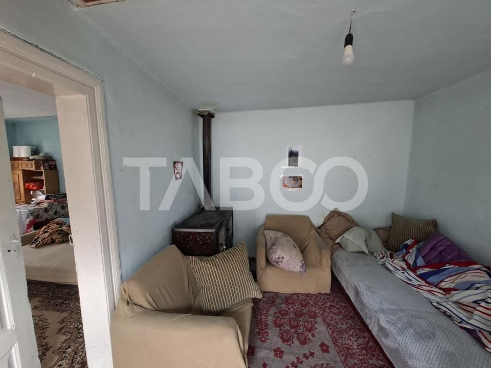 Casa individuala de vanzare in Poplaca -acces auto si strada asfaltata – fotografia 6 din 16