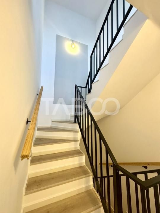 Casa cu 4 camere la cheie terasa panoramica si curte in Floresti – fotografia 12 din 14