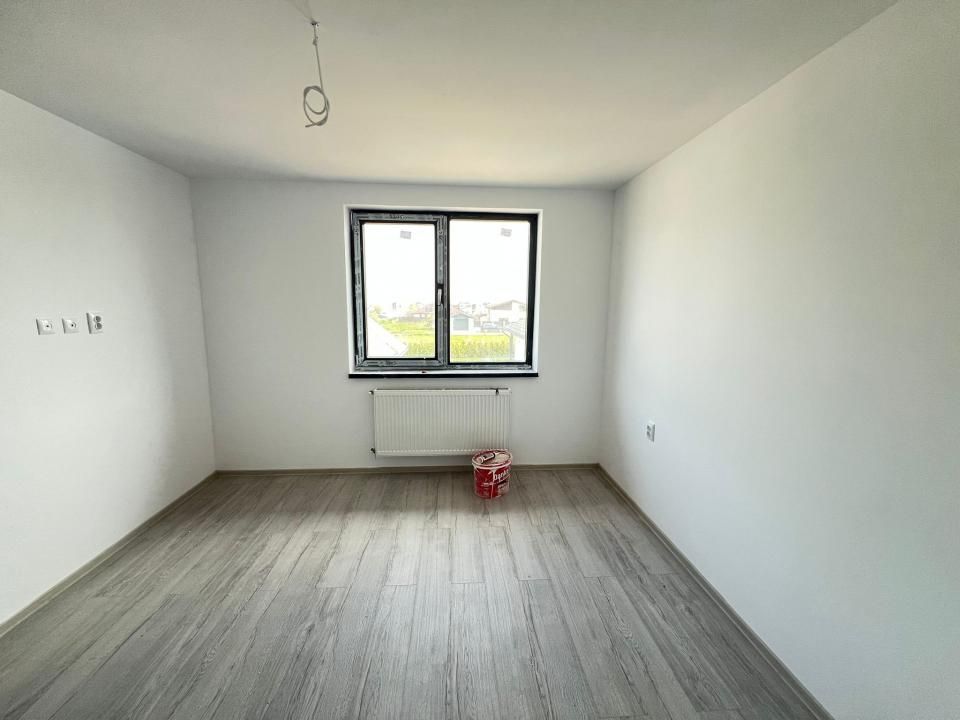 Casa-Duplex-4 camere-2 bai-110mp-Teren 500mp-Izvor-Tarlungeni – fotografia 4 din 15