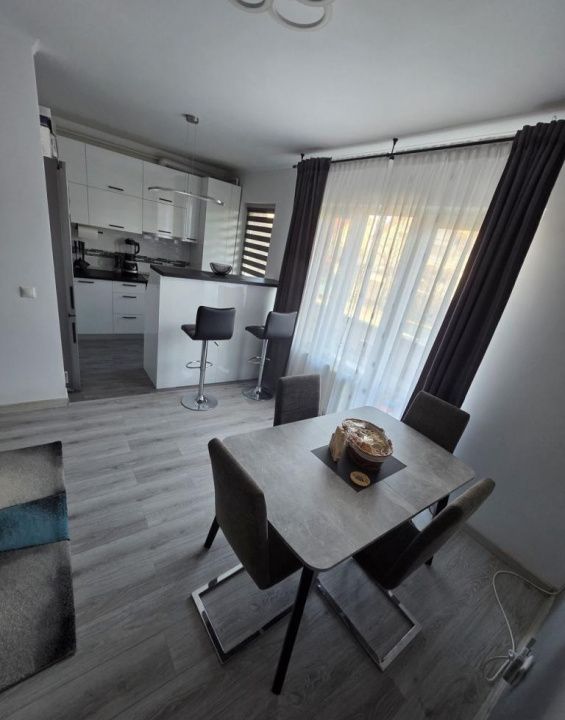 Apartament 3 camere, zona Stadionului,  78 mp utili, 2 parcari – fotografia 2 din 8
