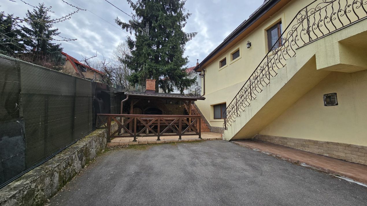 Casa de vanzare in padure | Bucium | Cartier select, restrans – fotografia 5 din 24