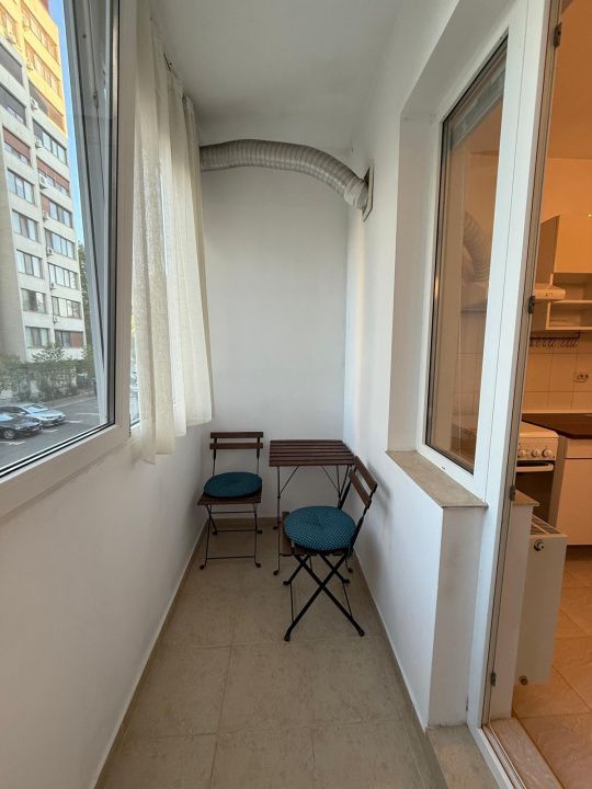 Titan/ 2 camere/ Noor/ Basarabia/ Costin Georgian/ bloc 2008/ 3 balcoane – fotografia 16 din 21