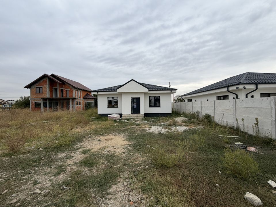 Casa parter, 108mp utili, zona Hipermarket Metro – fotografia 1 din 8