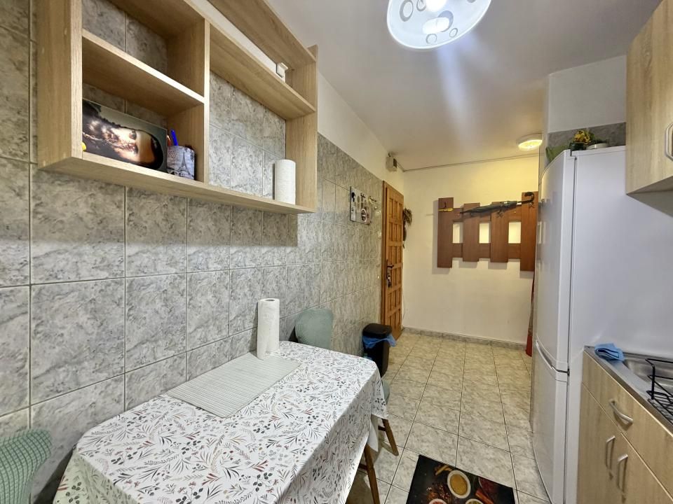 Apartament 1 camera, decomandat, etaj 3, zona Dambovita – fotografia 8 din 10
