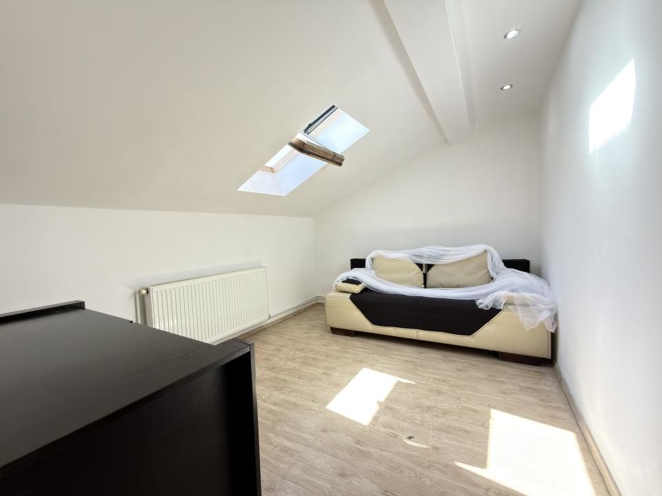 Apartament 3 camere, Semidecomandat, 55 mp utili - zona Bucovinei – fotografia 4 din 10