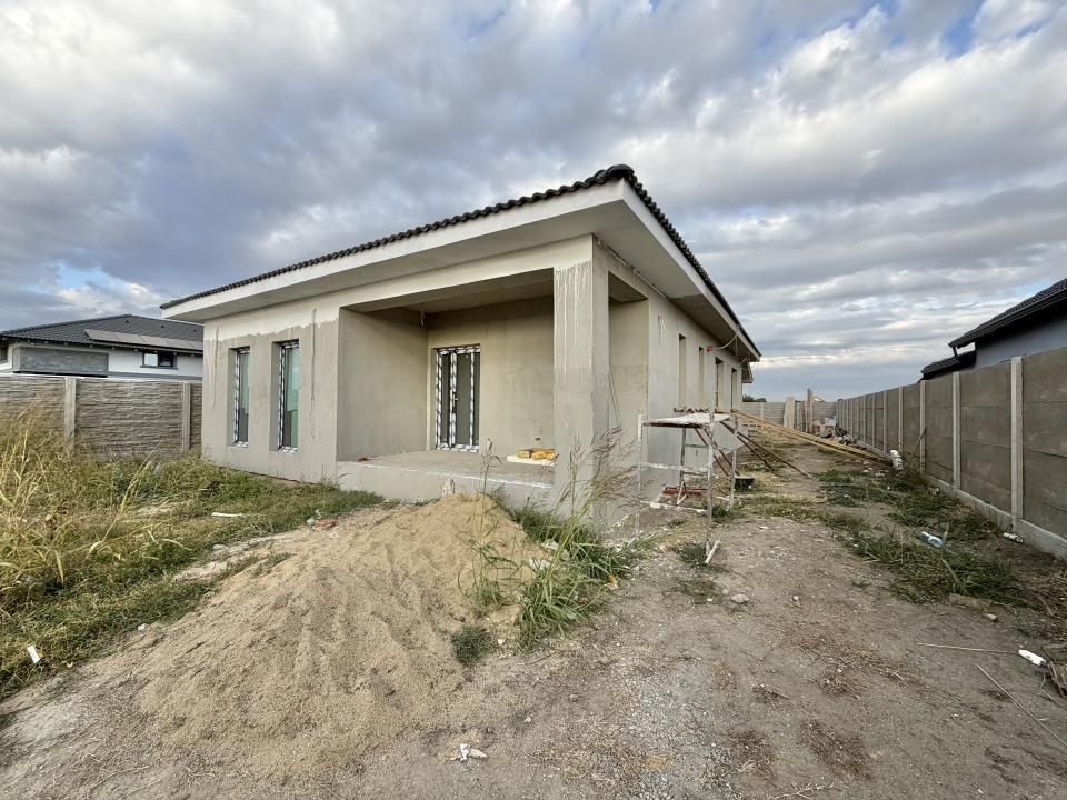 Casa individuala, 4 camere, 100mp utili, 533mp teren in Sanmihaiul Roman – fotografia 1 din 19