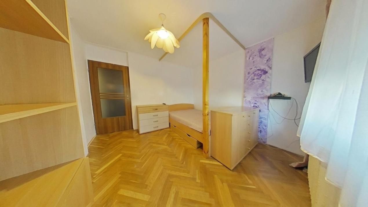 Apartament cu 4 camere de închiriat cu parcare inclusă – Alfa, Arad – fotografia 11 din 15