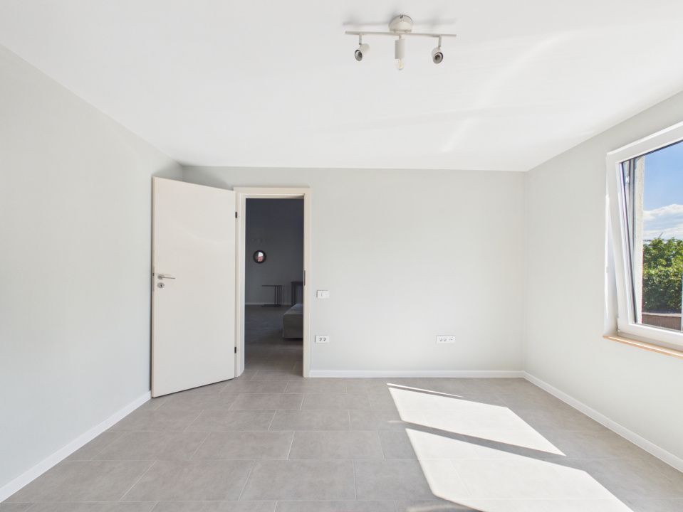 Apartament 3 camere, recent finalizat, prima inchiriere, Sanpetru – fotografia 6 din 17