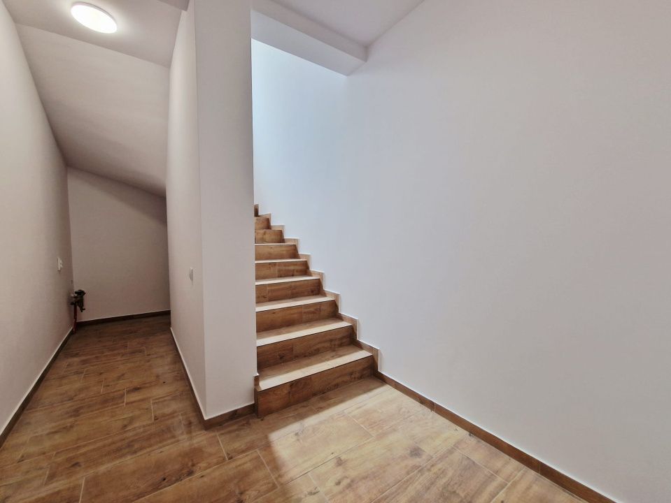 Duplex la prima inchiriere in Dambul Rotund – fotografia 19 din 21