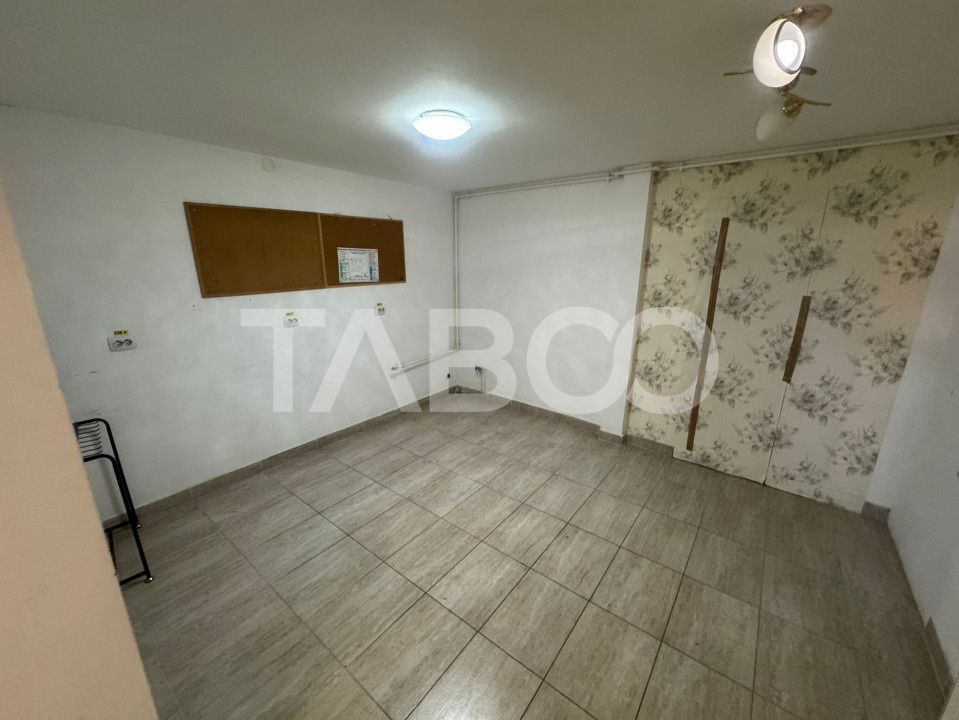 Spatiu comercial de inchiriat 3 camere 80 mpu Calea Dumbravii Sibiu – fotografia 3 din 6