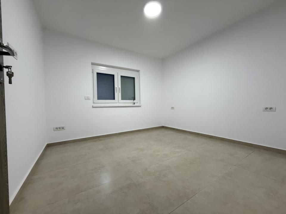 Apartament lux, 4 camere, 84 mp utili + 2 balcoane - COMPLEXUL STUDENTESC – fotografia 2 din 10