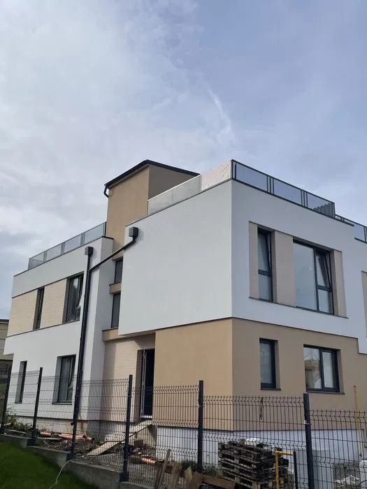 Casă cuplată, 119 mp utili, 3 niveluri și terase panoramice | VIVO – fotografia 1 din 6