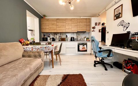 Apartament 3 camere, open-space, 50 mp utili, parter -Giroc