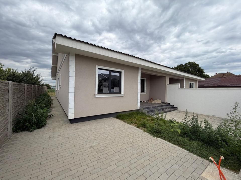 Duplex | 110 mp utili | Asfalt | Toate utilitatile | Finisaje premium – fotografia 1 din 15